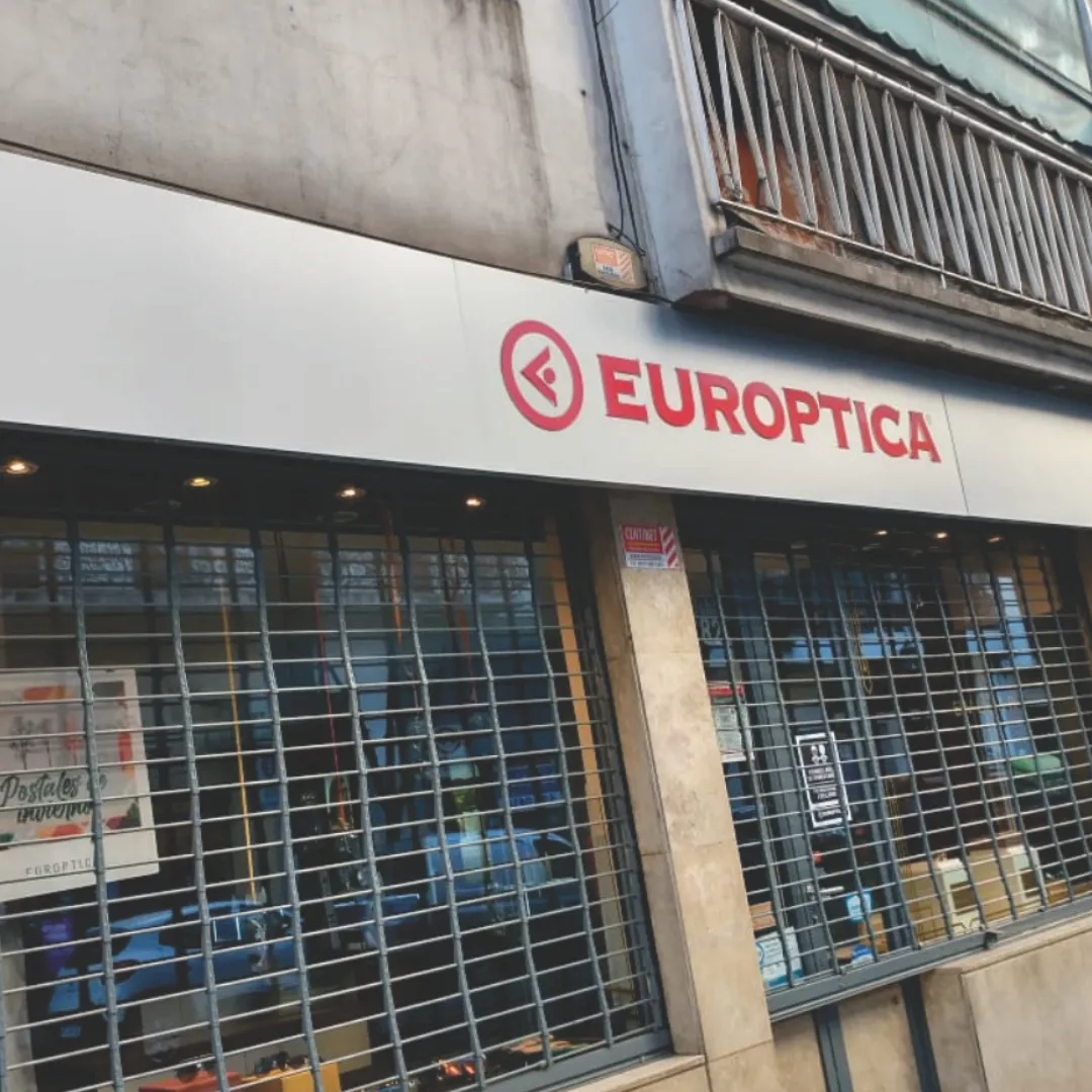 ALUCOBOND CALADO + ACRÍLICO 